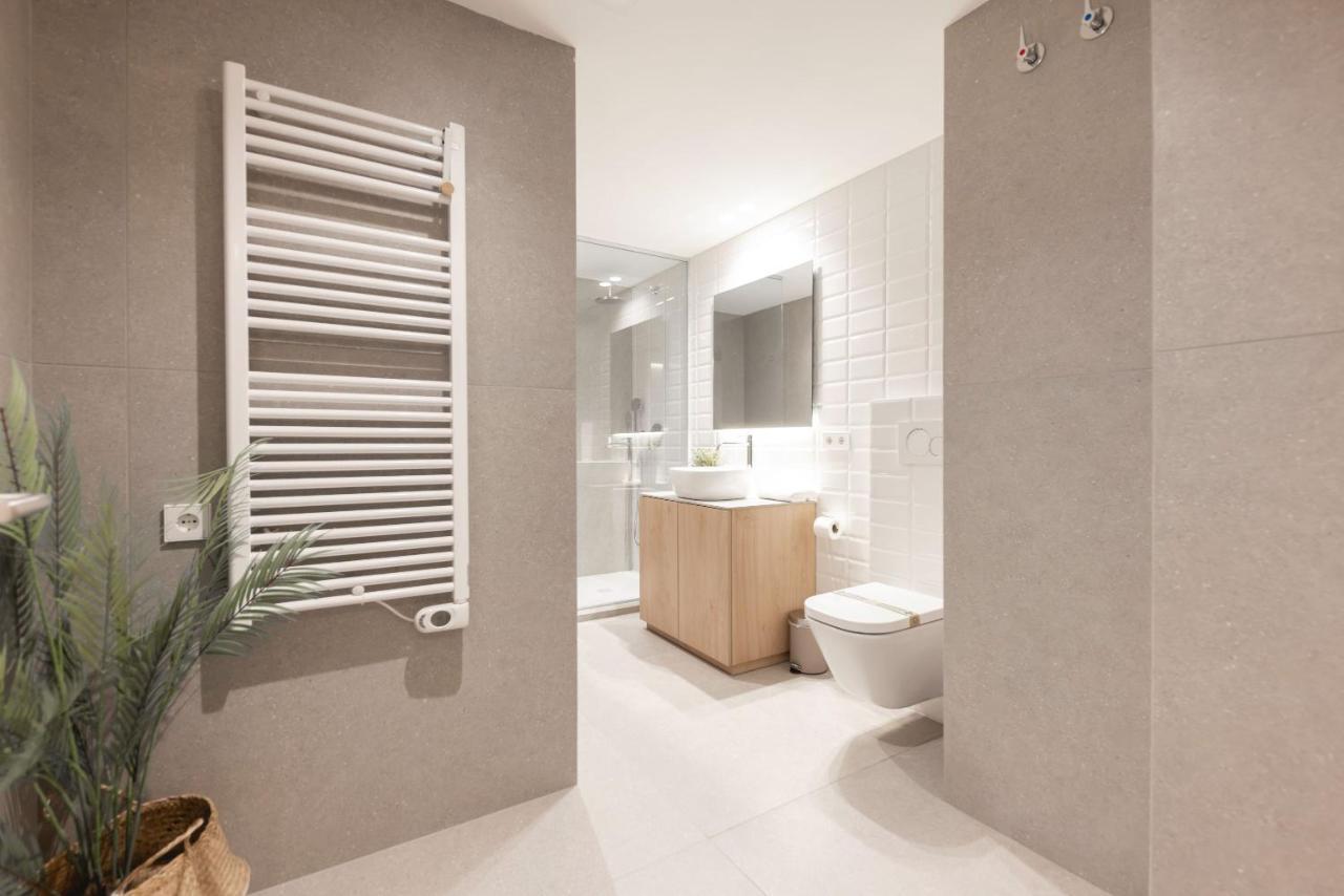 Bravissimo Falco, 3 Bedrooms And Balcony Жирона Экстерьер фото